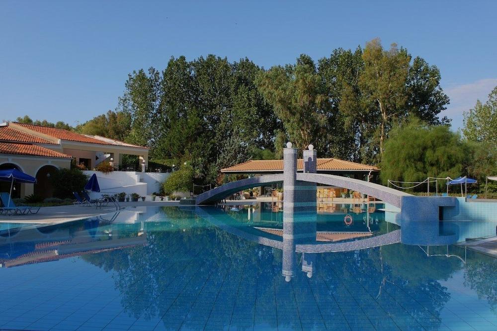 Ilaria Hotel Kalamákion Exterior foto